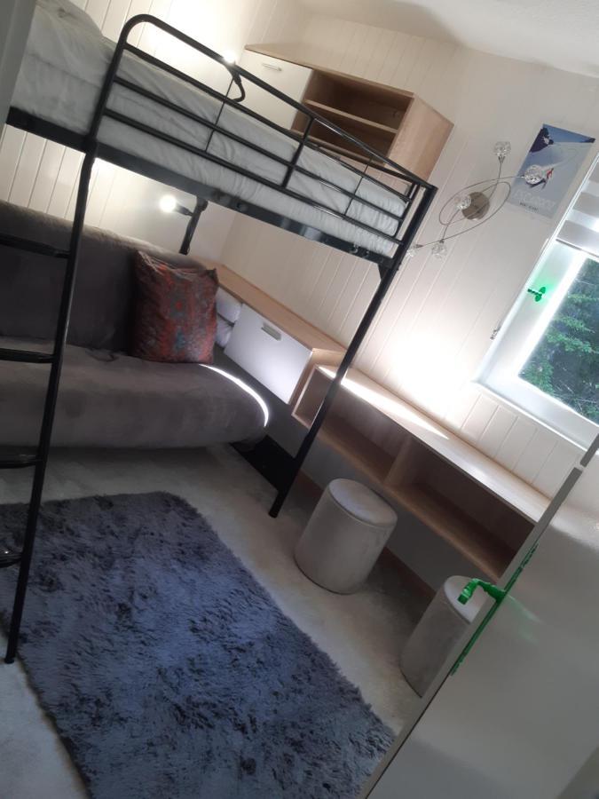 Appartement En Station De Ski A 700 M Des Telecabines Et 100 M Du Centre-Village เลการ์รอซ-ดาราช ภายนอก รูปภาพ